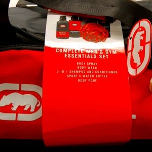 Ecko Unltd Gym bag with all products needed !!!